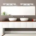 Applique murale LED blanche au design rectangulaire pour salle de bain