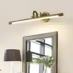 Applique murale LED en cuivre d'Nik avec détails vintage