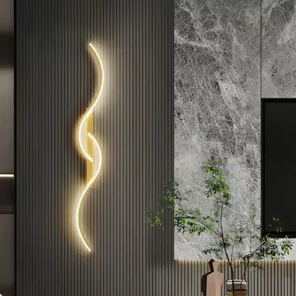 Applique murale LED en forme de flamme dorée pour chambre, image principale.