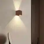 Applique murale LED moderne carrée en bois de noyer pour salon