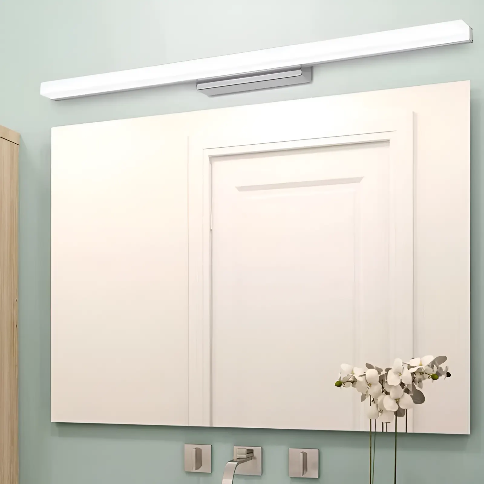 Lumière de miroir moderne en acier inoxydable blanc pour salle de bain