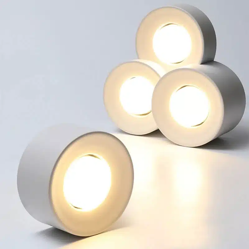 Plafonnier LED moderne blanc en fer et acrylique pour salon