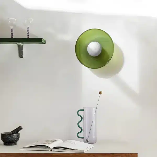 Plafonnier vintage en verre vert pour salon
