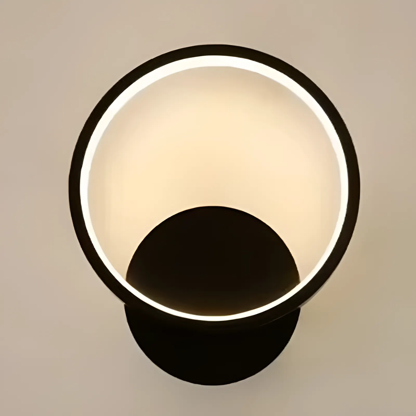 Applique murale LED noire en forme de cercle