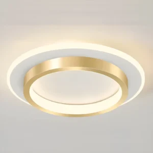 Variation du plafonnier LED doré en forme de couronne pour salon.